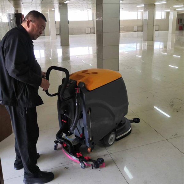 工業場所使用的工業洗地機使用效率如何?